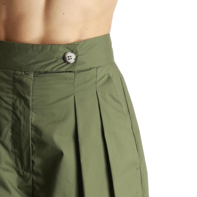 BERMUDA CON PINCES VICOLO - Mad Fashion | img vers.650x/